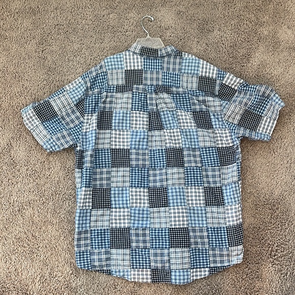 Eddie Bauer Short Sleeve Button Up - Picture 2 of 3